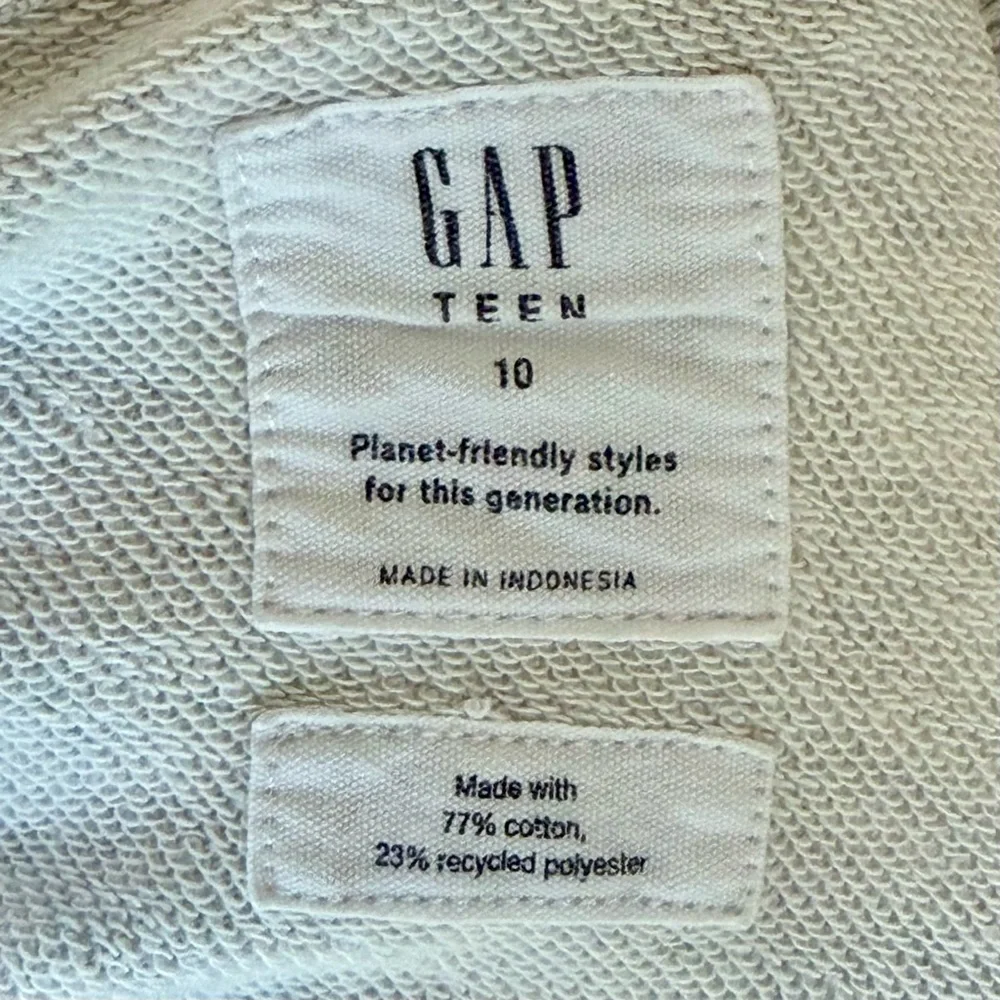 Gap Girls Cropped Boxy Fit Sweatshirt Terry HeatherOatmeal/Gray Medium 10/12 EUC